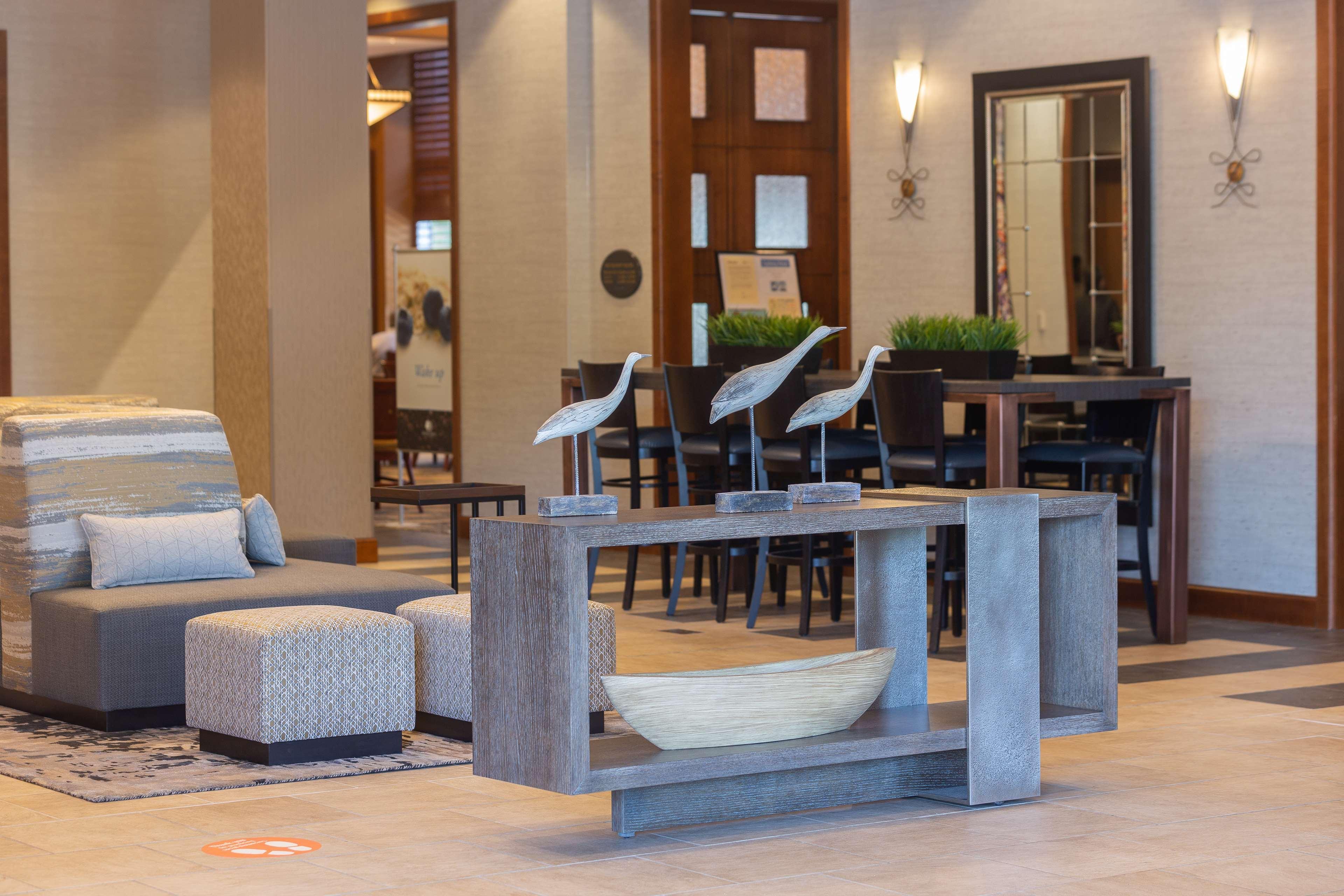 Doubletree By Hilton Bay City - Riverfront Exterior photo